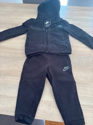 Chándal Nike Negro Talla 1-2 años 86-92 cm