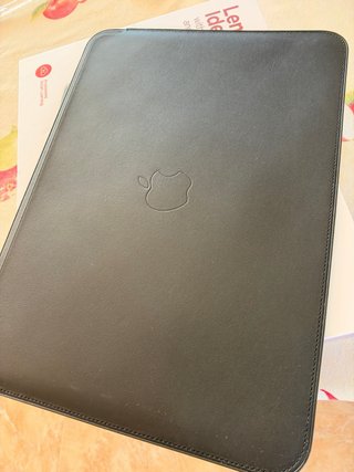 Custodia in pelle per MacBook 12