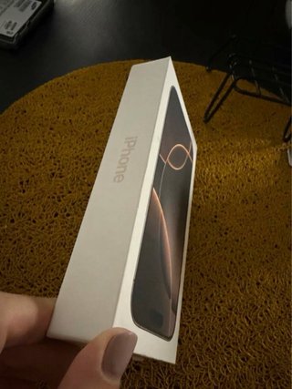 Apple iPhone 16 Pro