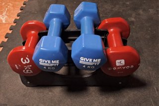 4 Mancuernas 4kg y 3kg con Soporte