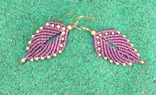 Pendientes Artesanales Morados y Dorados