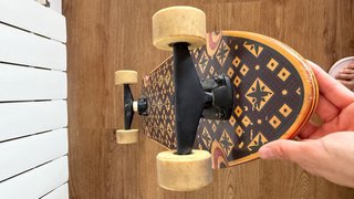 Skate con Estampado Geométrico