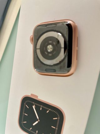 Apple Watch Series 5 Dorado golpe en la pantalla