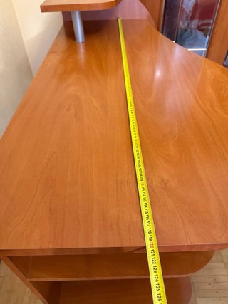 Mesa de ordenador de madera