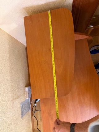 Mesa de ordenador de madera