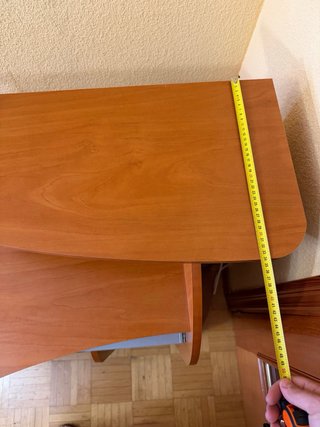 Mesa de ordenador de madera