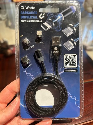 Cargador Universal iWotto Clavijas Imantadas