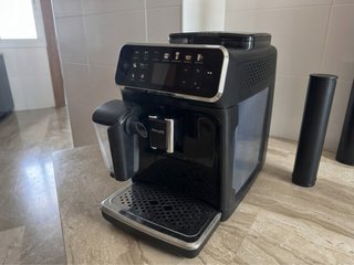 Cafetera Philips 5400 LatteGo
