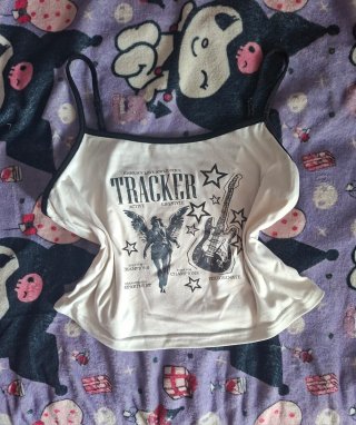 Top blanco y negro con estampado