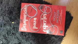 Libro Desaparición para expertos - Holly Jackson