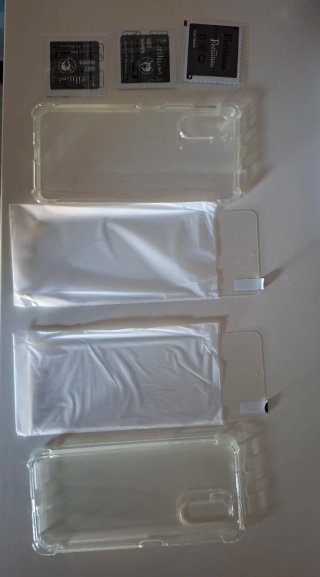 Cover e proteggi schermo per Poco F3