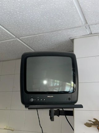 Televisor Antiguo Philips Negro + soporte pared.