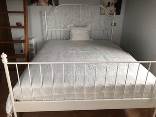 Letto matrimoniale in ferro battuto bianco