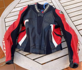 Chaqueta Moto Dainese Negra y Roja