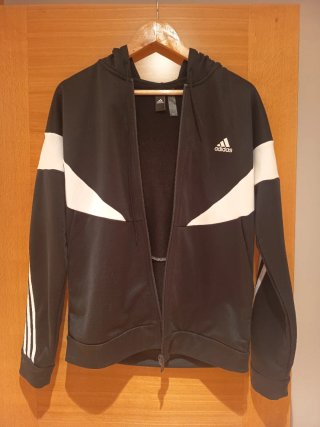 Chaqueta de chándal Adidas negra y blanca