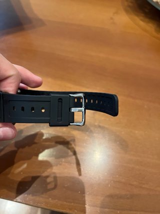Reloj G-Shock Casio Negro con Rojo
