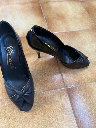 Zapatos de tacón negros