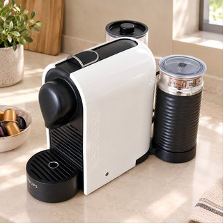 CAFETERA NESPRESSO KRUPS CON AEROCCINO