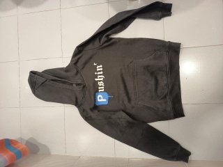 Sudadera PUSHIN Negra