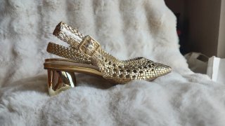 Zapatos Corina Dorados Trenzados con Tacón