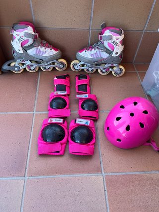 Patines en línea Oxelo con casco y protecciones