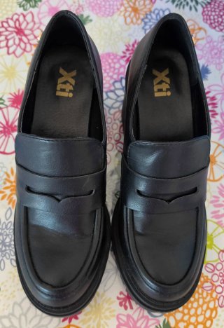 Zapatos de tacón negros Xti