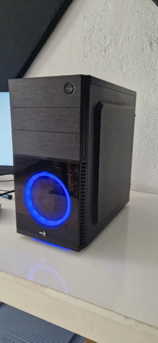 Torre PC sobremesa