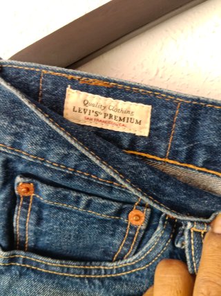 Bermuda Levi's Azul
