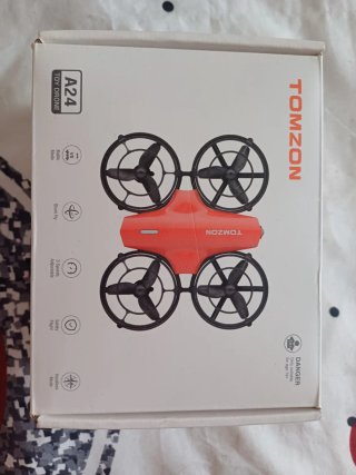 Dron Tomzon A24 para niños
