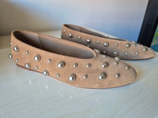 Bailarinas Stradivarius Marrones con Tachuelas
