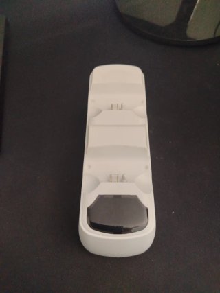 Soporte de Carga para Mando PS4