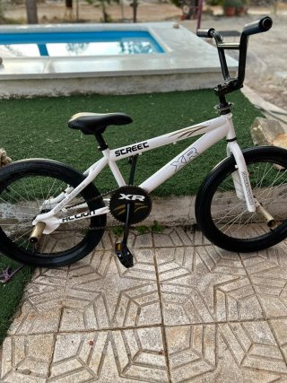 Bicicleta BMX Blanca XR
