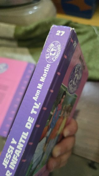 Lote de 2 libros El club de los canguros
