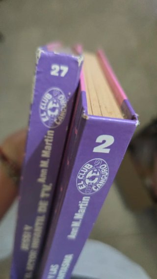 Lote de 2 libros El club de los canguros