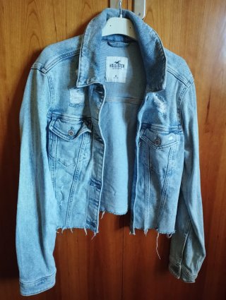 Cazadora vaquera Hollister azul