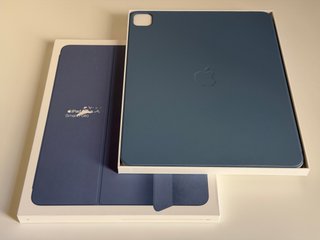 Funda Apple Smart Folio para iPad Pro 13” M4 M5
