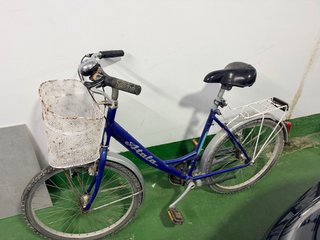 Bicicleta de paseo Atala azul