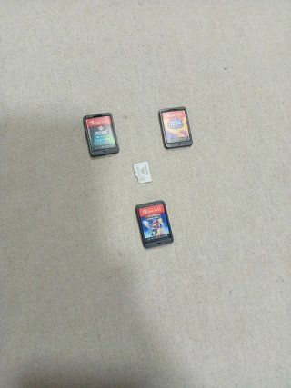 3 Juegos Nintendo Switch y Tarjeta Micro SD