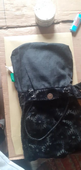 Borsa Benetton vintage floreale nera