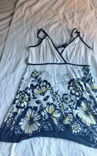 Blusa de tirantes con estampado floral