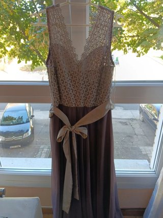 Vestido de fiesta con encaje