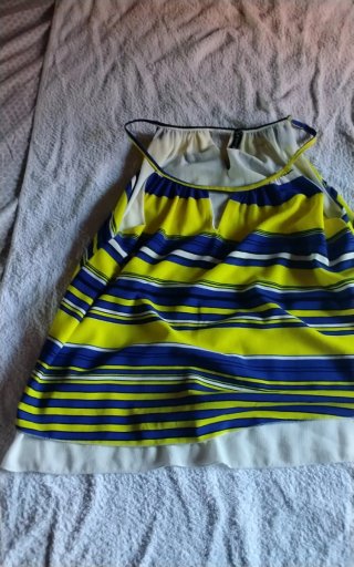 Blusa de rayas azul y amarillo