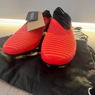 Botas Fútbol Nike Phantom 6 Low Elite FG T.43 y 44