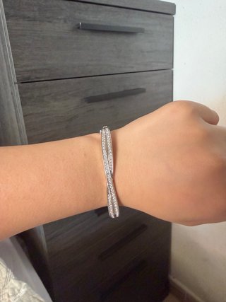 Pulsera plateada con circonitas
