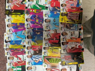 Adrenalyn 25-26 Trading Cards