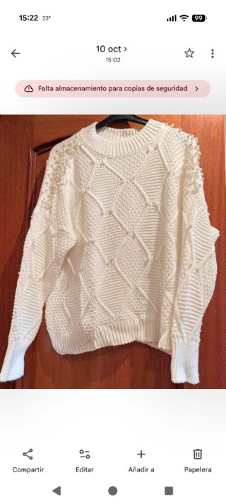 Jersey de punto blanco con relieve
