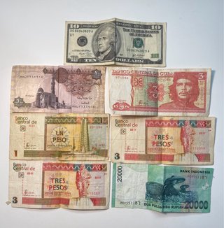 Lote 7 Billetes Colección 4 Países