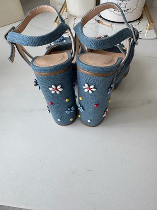 Sandalias Denim Tacón con abalorios en flor