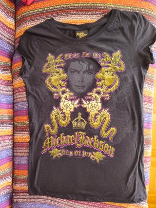 Michael Jackson, camiseta This Is It.
