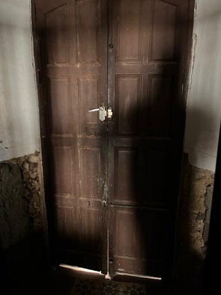 Puerta Antigua de Medio Punto Rebajado
